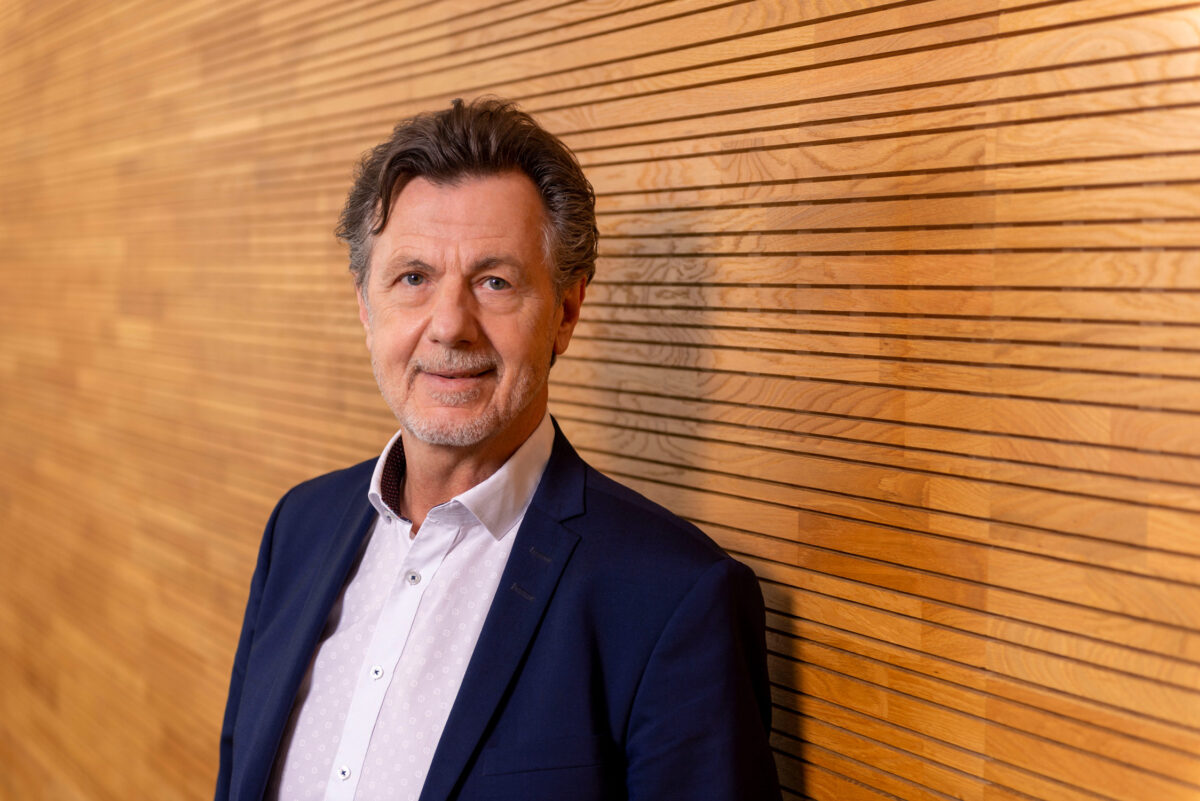 PHAROS The Post Group und Ludwig Kameraverleih fördern HFF